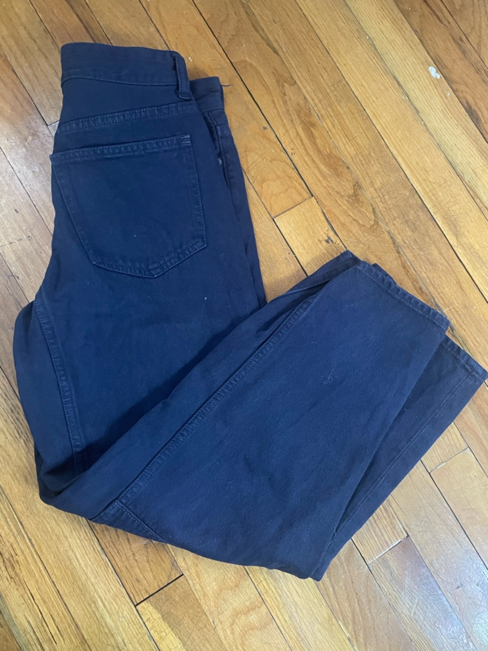 Madewell The Darted Barrel-Leg Jean in Garment-Dyed Denim Juniper Berry - Picture 5 of 5